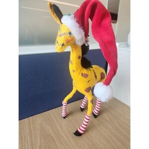 Annalee Christmas Giraffe with Santa Hat n Peppermint Striped Stockings 12" 2010